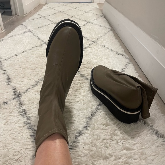 Clergerie luxury designer stretch leather ankle boot size 39 - Picture 2 of 13